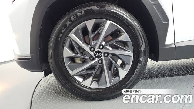 Hyundai Tucson (NX4) Gasoline 1.6 Turbo 2WD Premium 2022 — фото 5