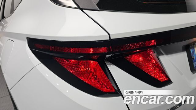 Hyundai Tucson (NX4) Gasoline 1.6 Turbo 2WD Premium 2022 — фото 23