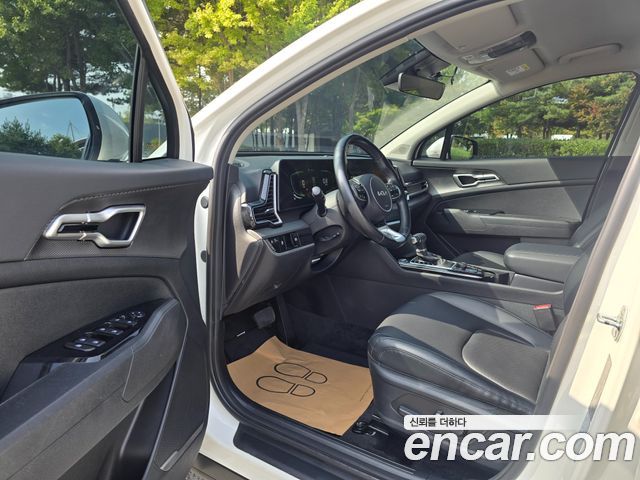 Kia Sportage (V) Diesel 2.0 4WD Prestige 2022 — фото 19