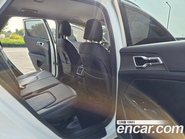 Kia Sportage (V) Diesel 2.0 4WD Prestige 2022 — фото 22