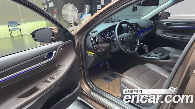 Hyundai Grandeur (IG) 3.0 Exclusive Special 2019 — фото 10
