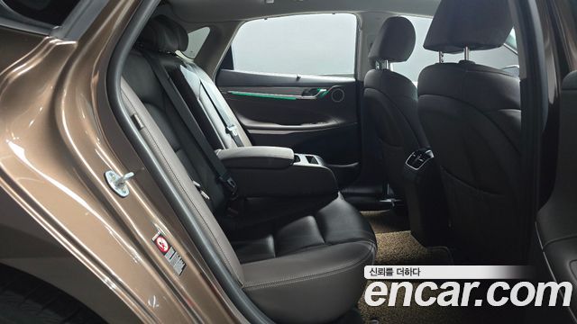 Hyundai Grandeur (IG) 3.0 Exclusive Special 2019 — фото 11