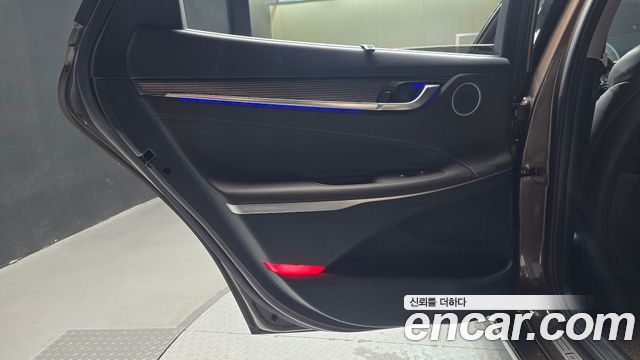 Hyundai Grandeur (IG) 3.0 Exclusive Special 2019 — фото 25