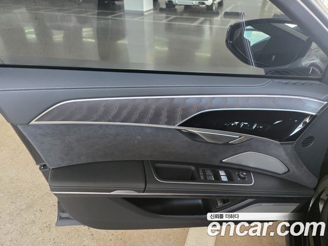 Audi A8 (D5) 55 TFSI Quattro Premium LWB 2026 — фото 16