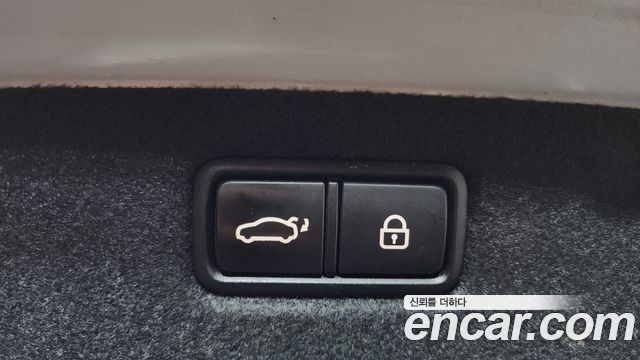 Genesis G70 2.0T AWD Elite 2019 — фото 18