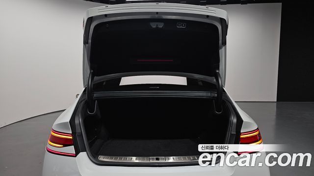 Genesis G90 (RS4) Gasoline 3.5 Turbo AWD 2023 — фото 31