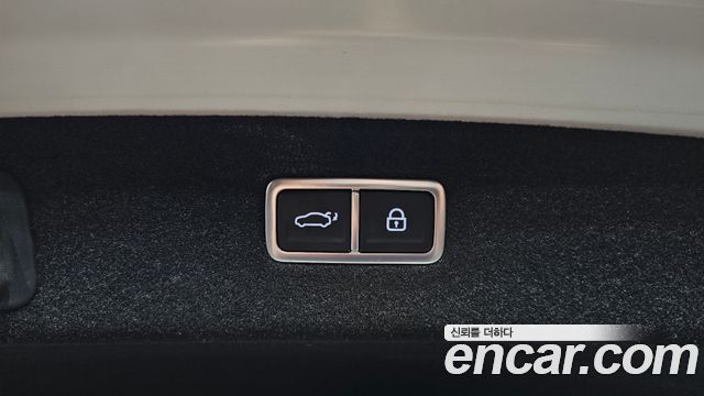 Genesis G90 (RS4) Gasoline 3.5 Turbo AWD 2023 — фото 36