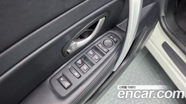 Renault Korea SM5 (New) SE 2012 — фото 35
