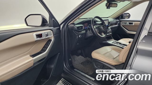 Ford Explorer (VI) 2.3 LimIted 4WD 2021 — фото 10