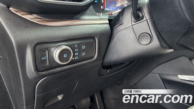 Ford Explorer (VI) 2.3 LimIted 4WD 2021 — фото 19