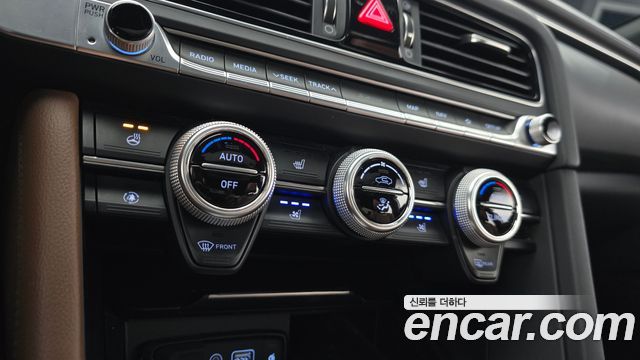 Genesis G70 2.0T AWD Elite 2019 — фото 29