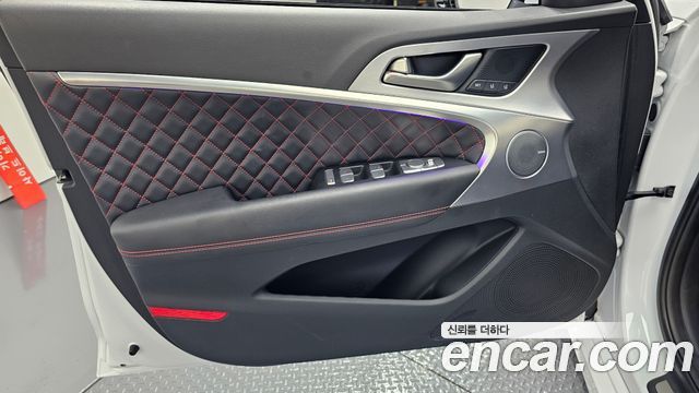 Genesis G70 2.0T Sport Package 2019 — фото 24