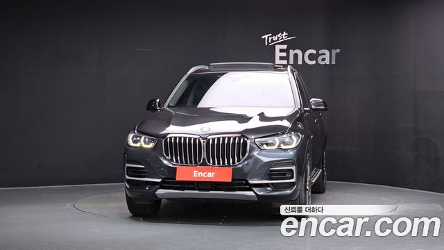 BMW X5 (G05) xDrive 45e xLine 2022 — фото 3