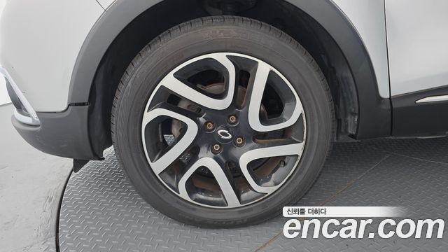 Renault Korea QM3 LE 2015 — фото 5