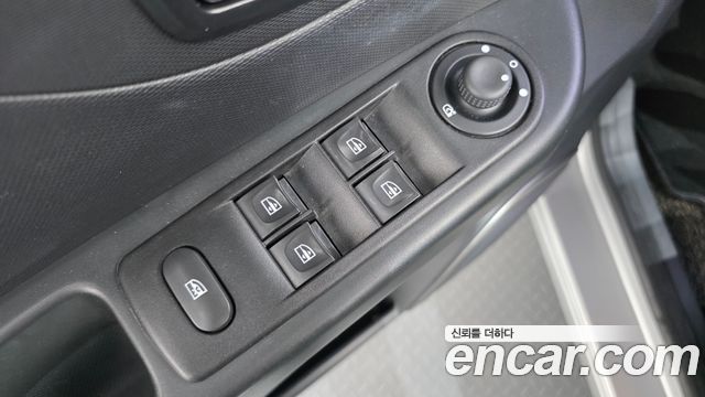 Renault Korea QM3 LE 2015 — фото 15