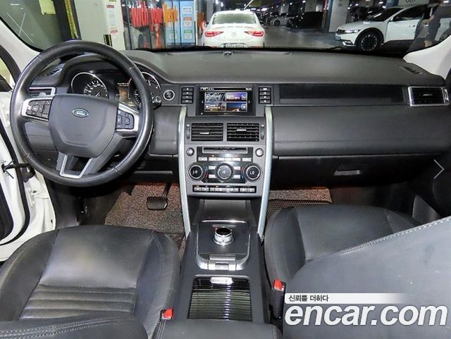 Land Rover Discovery Sport 2.0 TD4 HSE Luxury 2016 — фото 10