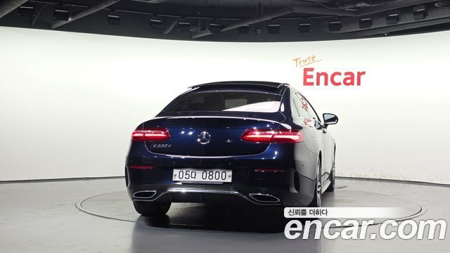 Mercedes-Benz E-Class (W213) E220d Coupe 2017 — фото 4