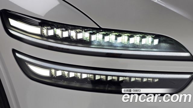 Genesis GV70 2.5T Gasoline AWD 2026 — фото 22