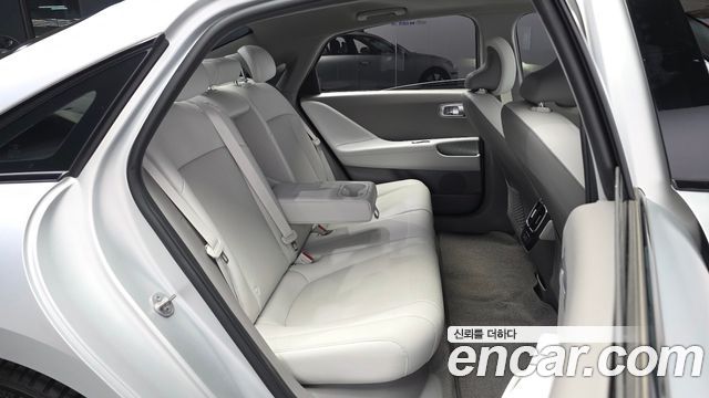 Hyundai Ioniq 6 Long Range AWD Prestige 2023 — фото 12