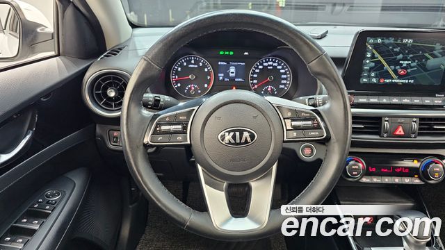 Kia K3 Signature 2021 — фото 13
