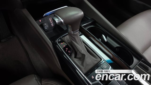 Kia K7 Hybrid Noblesse 2019 — фото 9