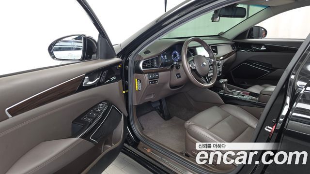 Kia K7 Hybrid Noblesse 2019 — фото 10