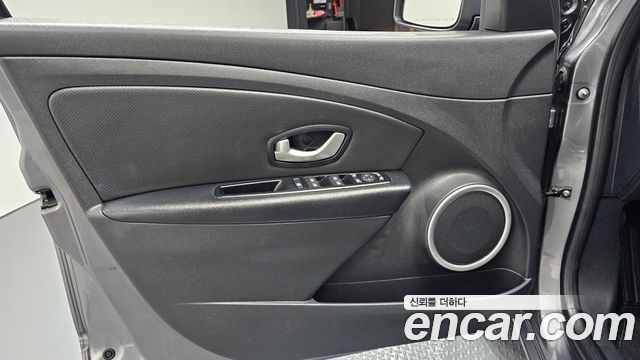 Renault Korea SM3 Neo LE 2019 — фото 24