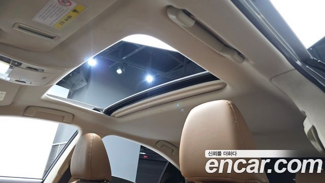 Lexus ES300h Supreme XV60 2017 — фото 16