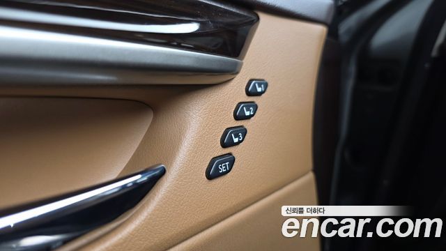 Lexus ES300h Supreme XV60 2017 — фото 32