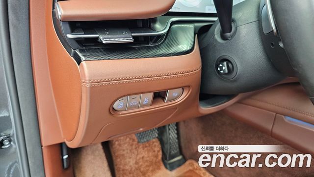 Genesis G90 (RS4) Gasoline 3.5 Turbo 2WD 2022 — фото 16