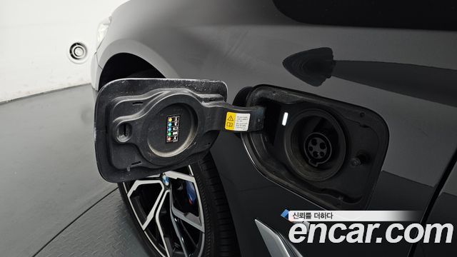 BMW 5 Series (G30) 530e M Sport 2021 — фото 28