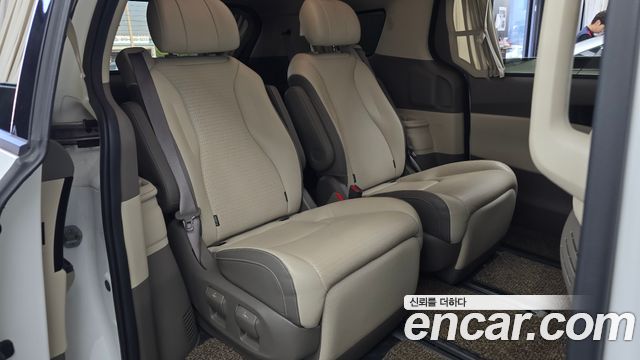 Kia Carnival (IV) Gasoline 7-Seater Hi-Limousine Signature 2022 — фото 11