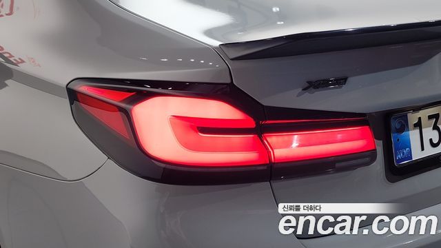BMW 5 Series (G30) 530i xDrive M Sport Package Plus 2018 — фото 23