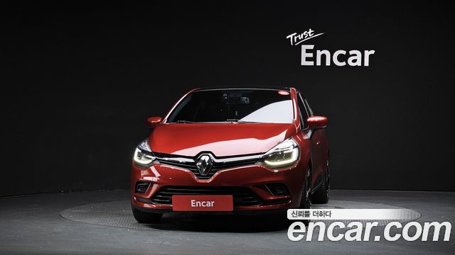 Renault Korea Clio Intens Panoramic 2019 — фото 3