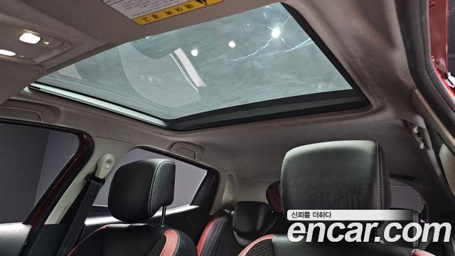 Renault Korea Clio Intens Panoramic 2019 — фото 22