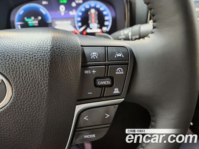 Toyota Camry (XV80) 2.5 XLE Premium Hybrid 2025 — фото 6