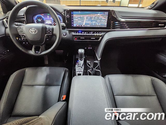 Toyota Camry (XV80) 2.5 XLE Premium Hybrid 2025 — фото 17