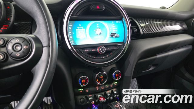 MINI Cooper SD Standard 3rd 2016 — фото 13