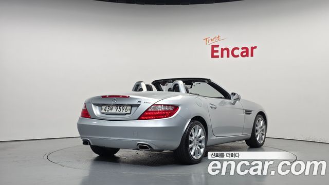 Mercedes-Benz SLK-Class 200 Blue Efficiency R172 2012 — фото 2