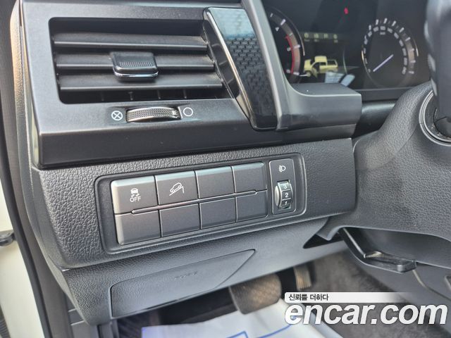 KG Mobility (SsangYong) Rexton Sports Diesel 2.2 4WD Prestige Special 2020 — фото 18