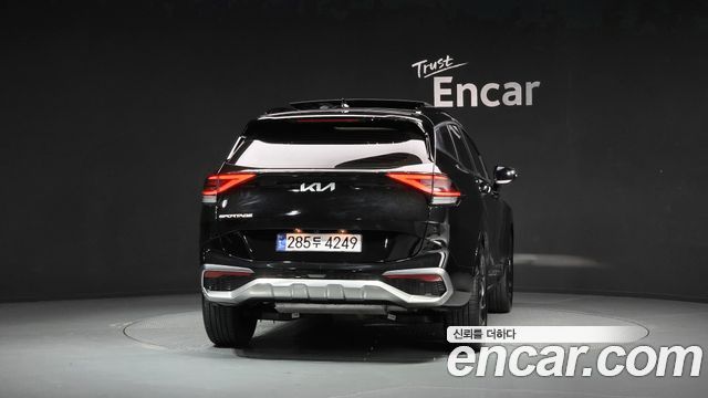 Kia Sportage (V) Gasoline 1.6 Turbo 2WD Signature 2023 — фото 4