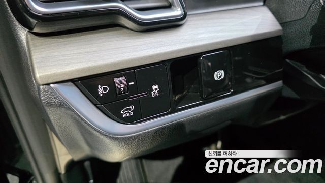 Kia Sportage (V) Gasoline 1.6 Turbo 2WD Signature 2023 — фото 12