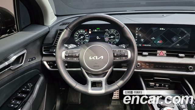 Kia Sportage (V) Gasoline 1.6 Turbo 2WD Signature 2023 — фото 13