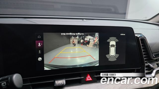 Kia Sportage (V) Gasoline 1.6 Turbo 2WD Signature 2023 — фото 14