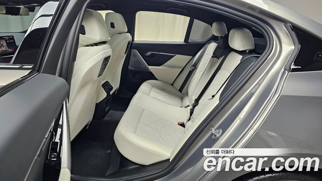 BMW 5 Series (G60) 520i M Sport 2025 — фото 11
