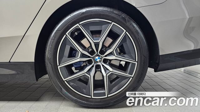 BMW 5 Series (G60) 520i M Sport 2025 — фото 21