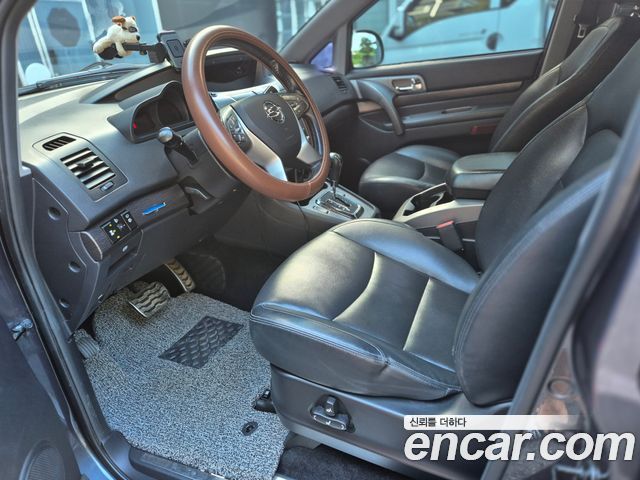 KG Mobility (SsangYong) Korando Turismo 4WD GT 9-seater 2017 — фото 5