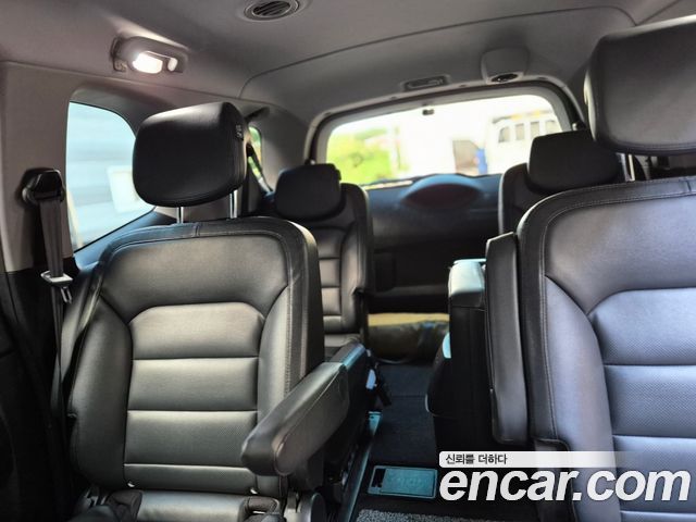 KG Mobility (SsangYong) Korando Turismo 4WD GT 9-seater 2017 — фото 9