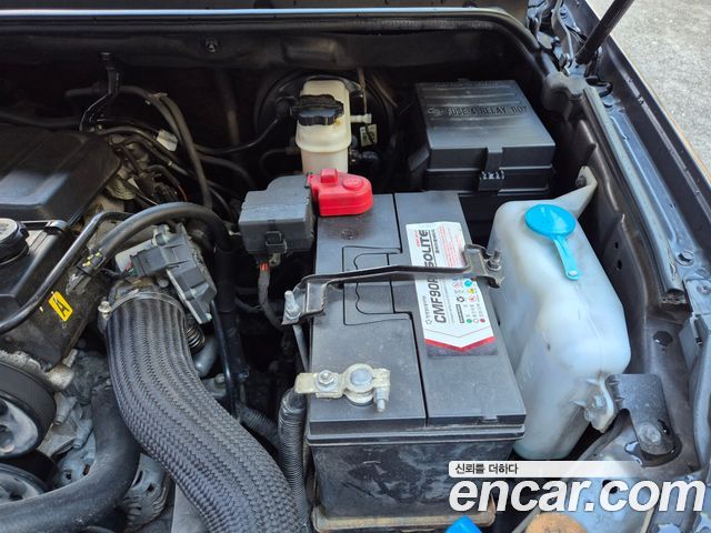 KG Mobility (SsangYong) Korando Turismo 4WD GT 9-seater 2017 — фото 21