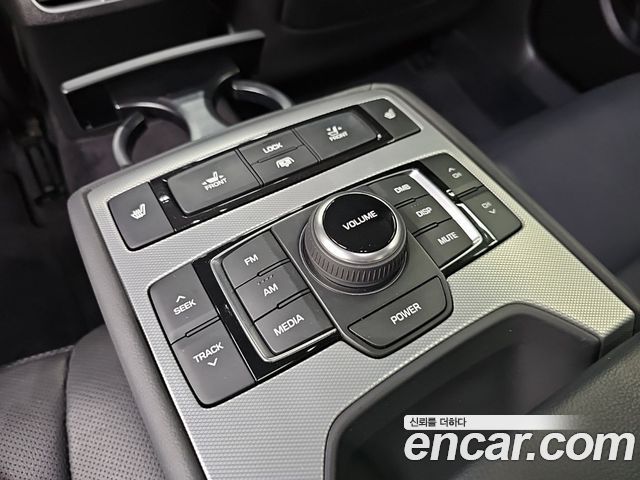 Genesis G80 3.3 GDI AWD Premium Luxury 2017 — фото 19